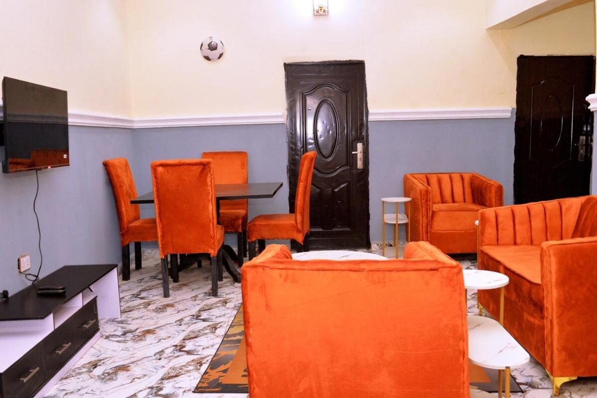 Luxury 3-Bedrooms, 3 Bathrooms Apartment At Oxford Villa Nnewi Exterior foto