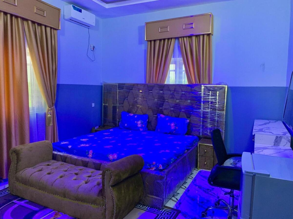 Luxury 3-Bedrooms, 3 Bathrooms Apartment At Oxford Villa Nnewi Exterior foto